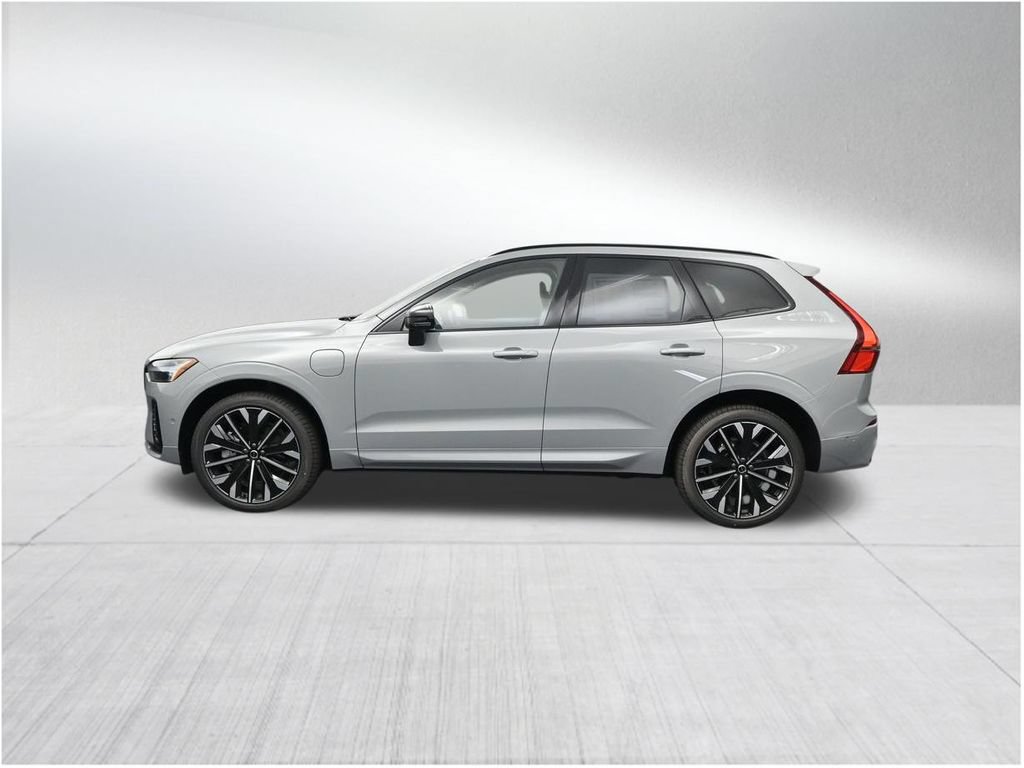 New 2026 Volvo XC60 T8 Ultra w/ Protection Package Premier AWD/4WD image 2