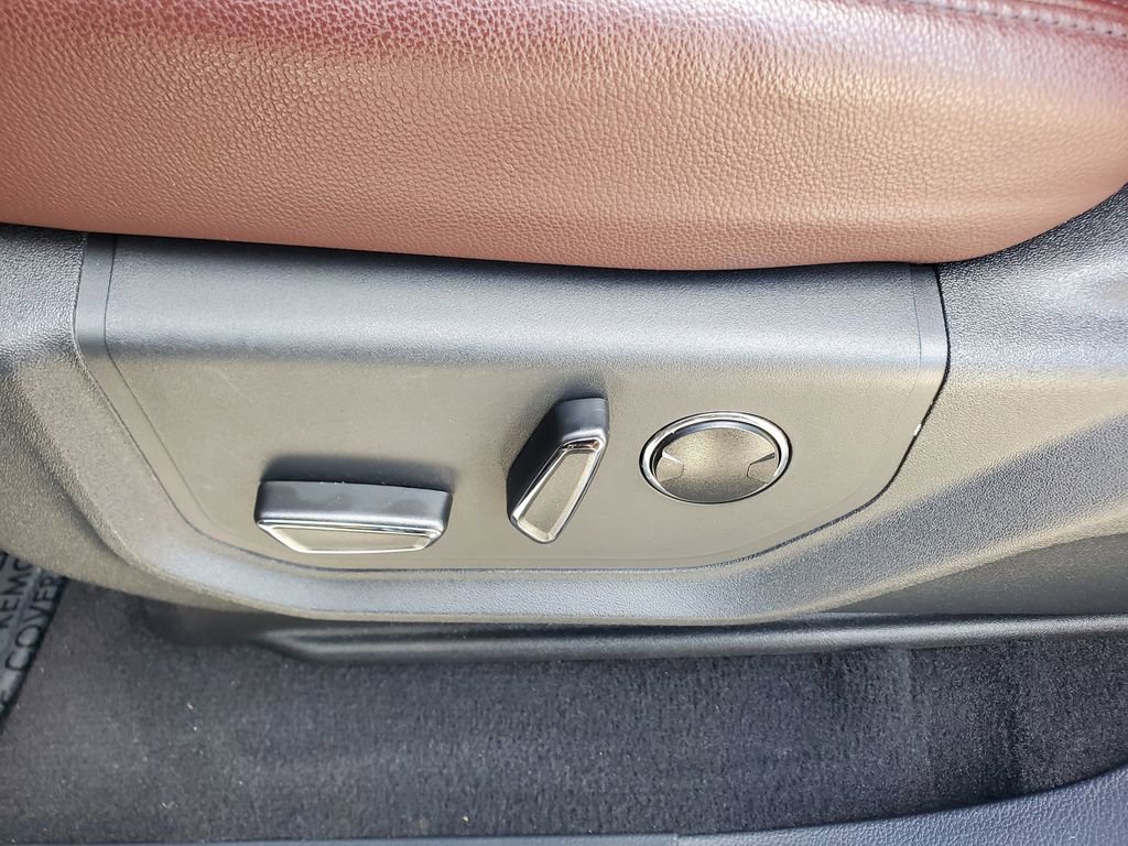 Used 2023 Ford Expedition Limited image 19