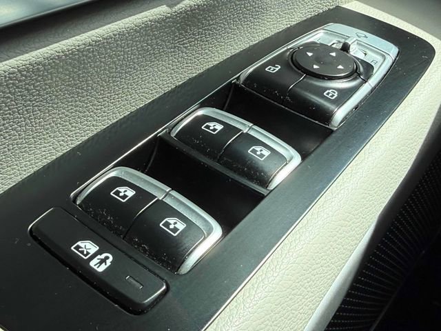 Used 2022 Kia Telluride EX w/ Towing Package FWD image 13