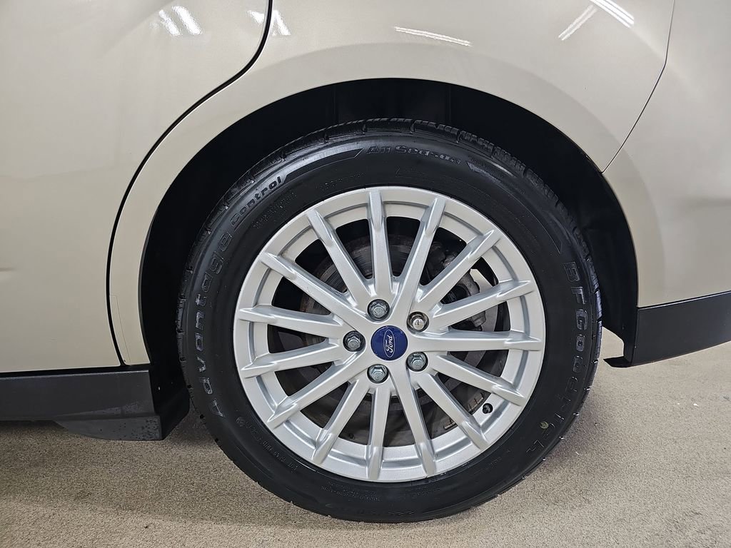 Used 2016 Ford C-MAX SEL w/ Equipment Group 303A FWD image 39