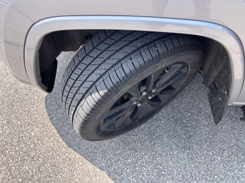 Used 2019 Jeep Grand Cherokee Altitude AWD/4WD image 35
