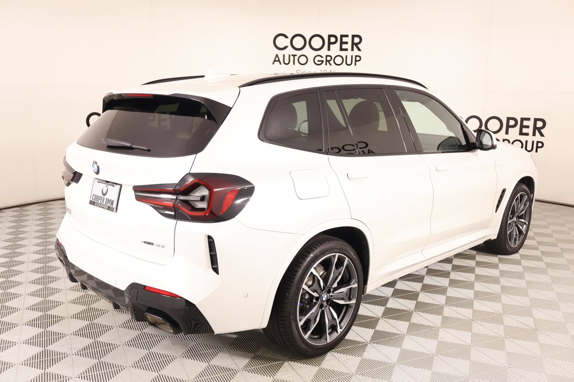 Used 2023 BMW X3 xDrive30i w/ M Sport Package AWD/4WD image 22