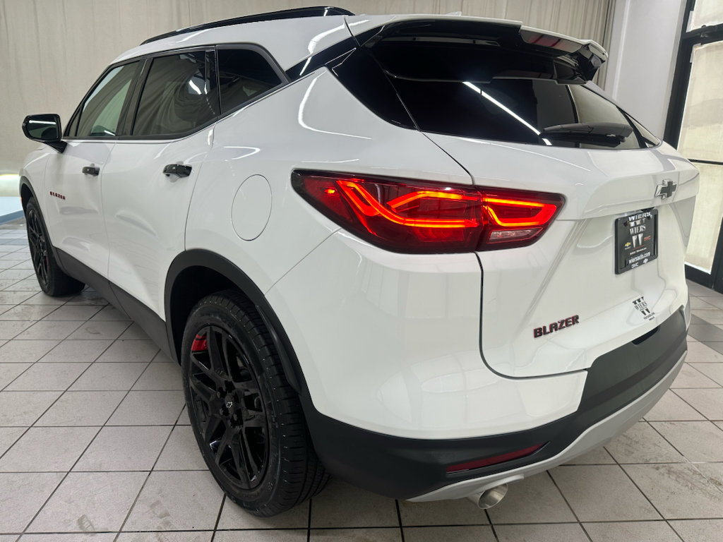 Certified 2024 Chevrolet Blazer LT w/ Redline Edition FWD image 11
