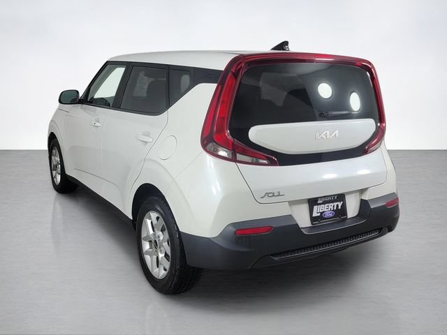 Used 2022 Kia Soul S FWD image 5