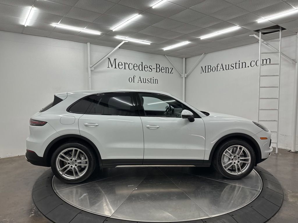 Used 2019 Porsche Cayenne S image 9
