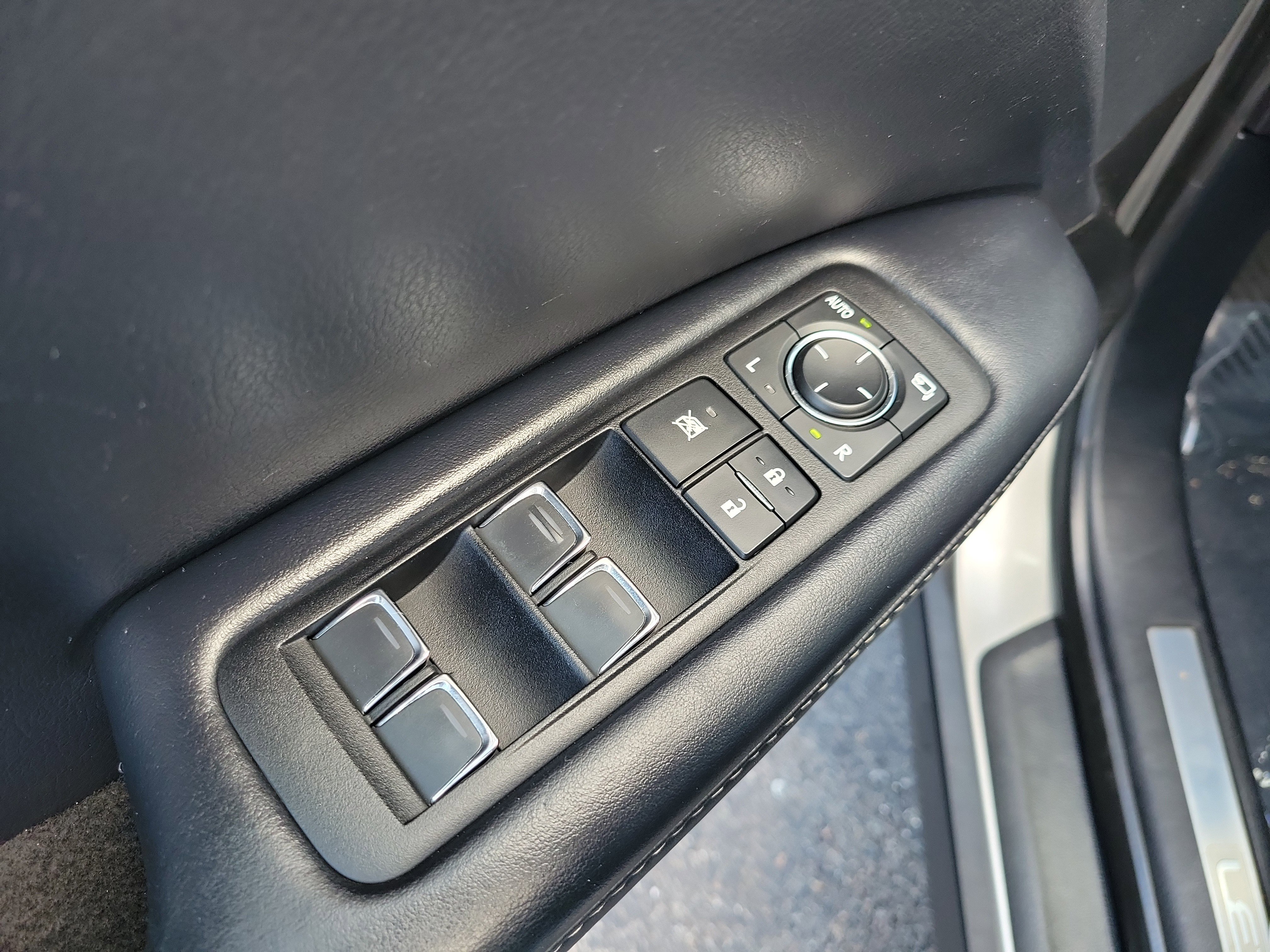 Used 2022 Lexus RX 350 FWD w/ Premium Package image 16