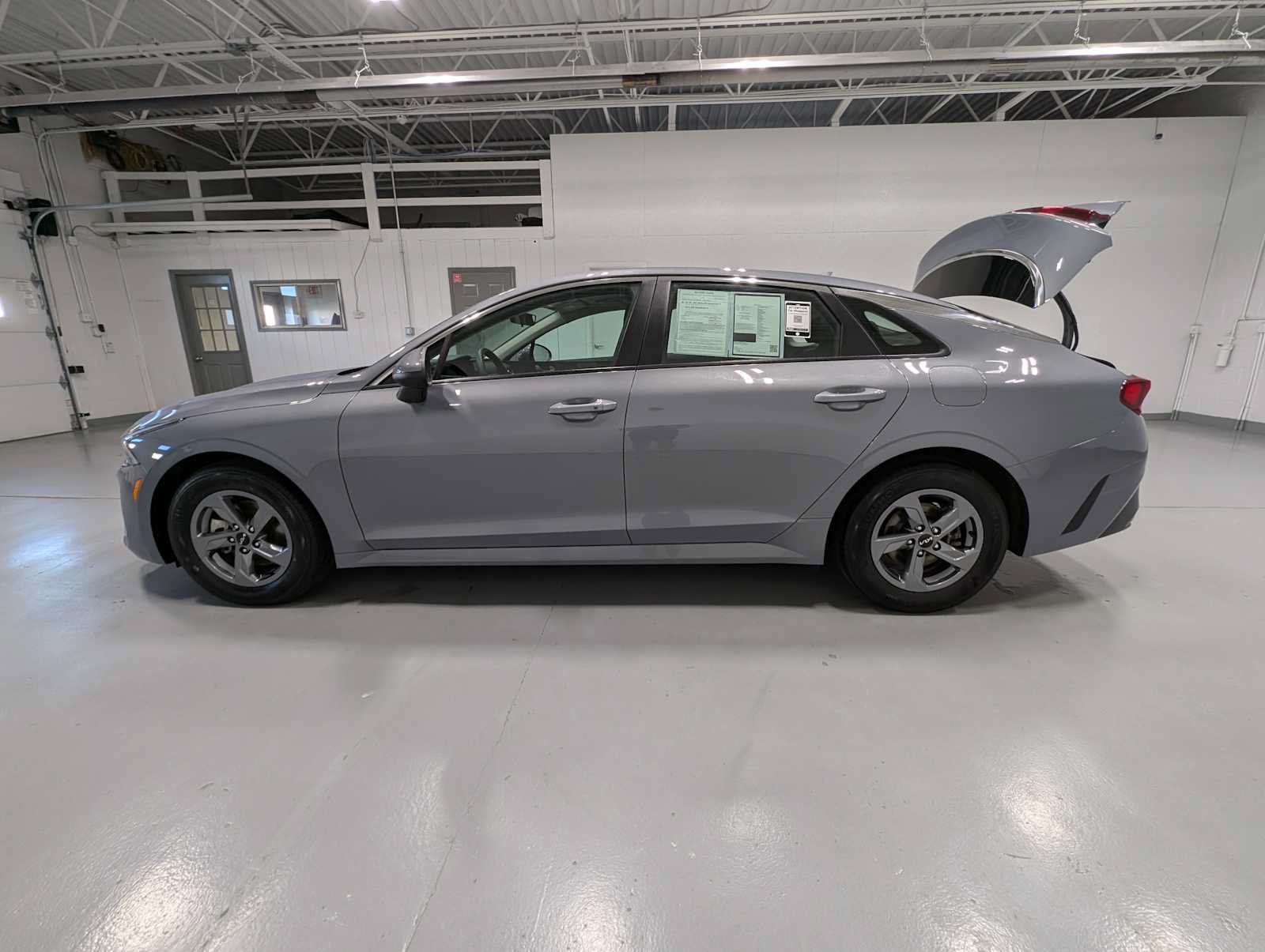 Certified 2024 Kia K5 LXS FWD image 12