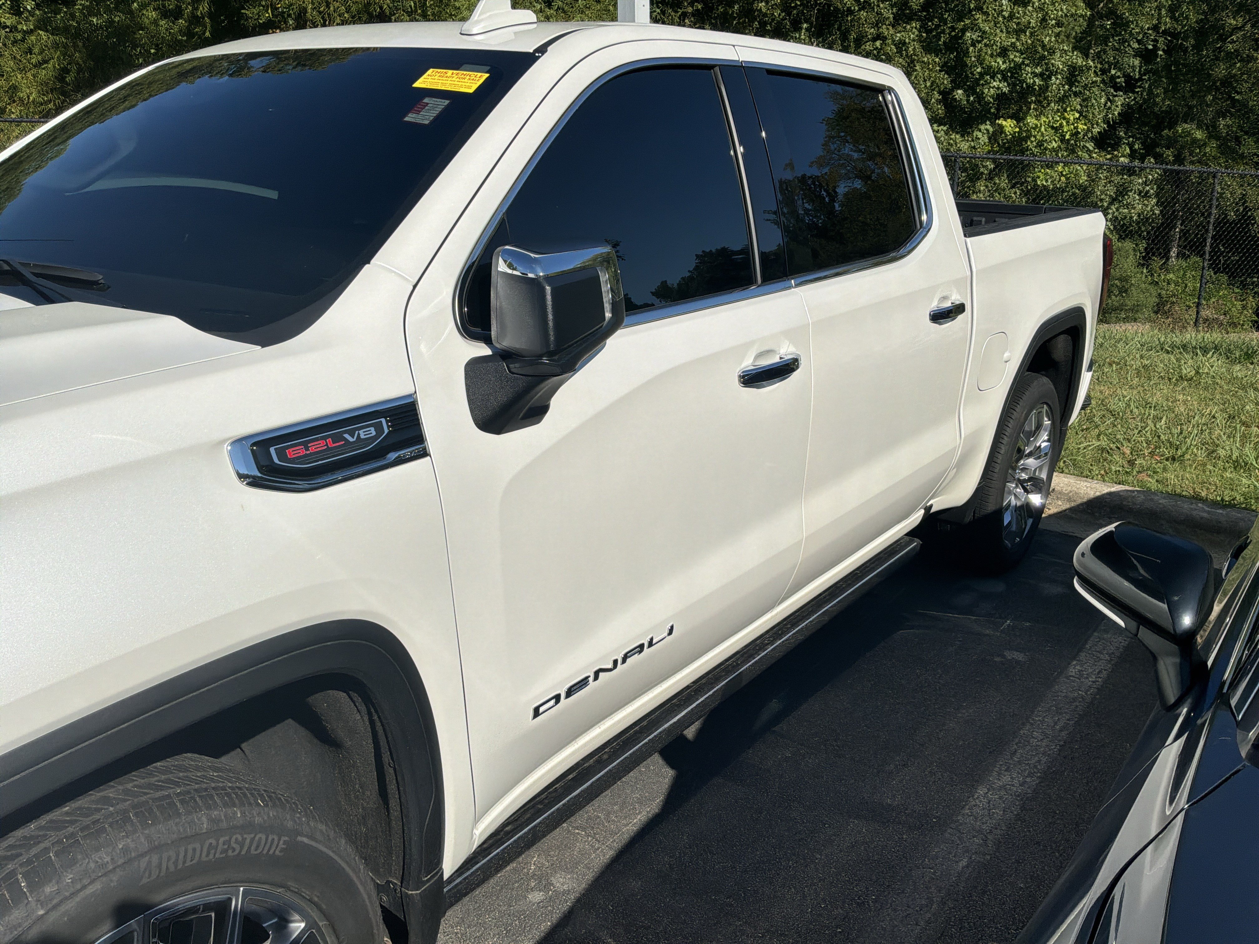 Used 2025 GMC Sierra 1500 Denali AWD/4WD image 5