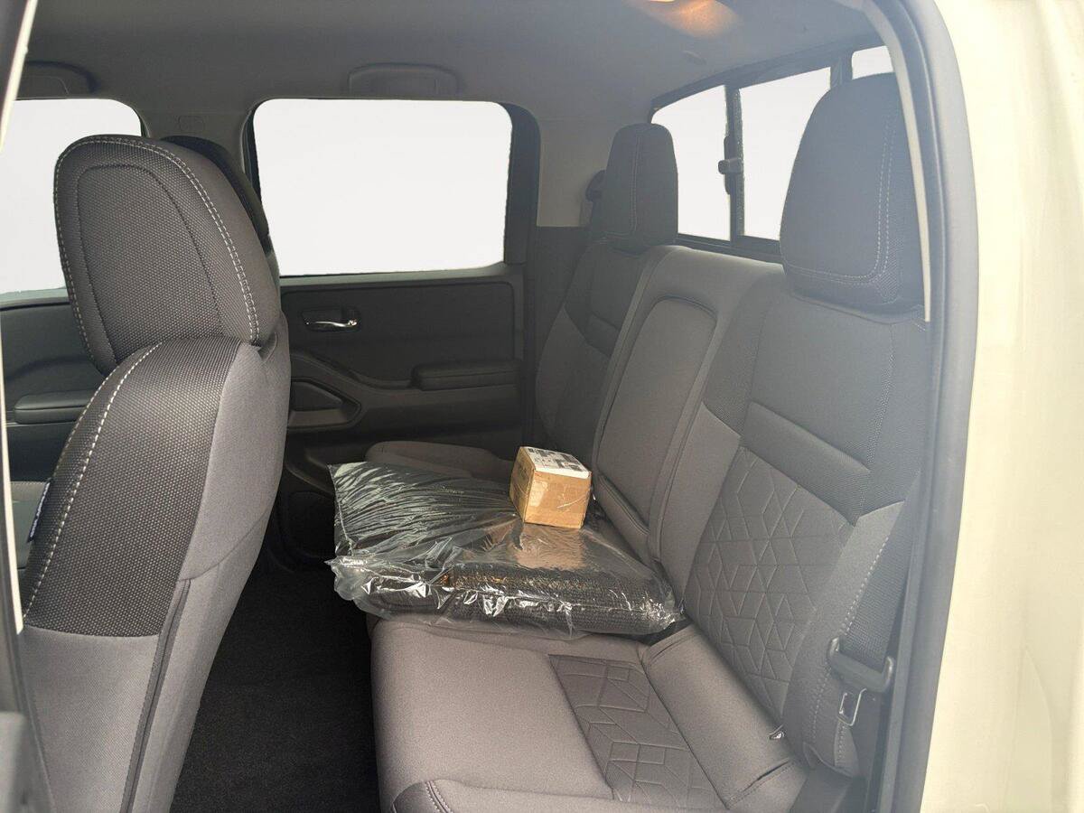 New 2026 Nissan Frontier SV w/ SV Convenience Package AWD/4WD image 13