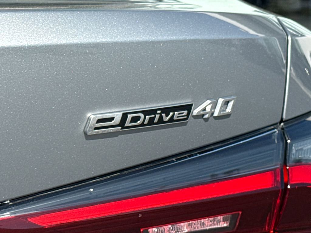 New 2026 BMW i4 eDrive40 w/ Premium Package image 9