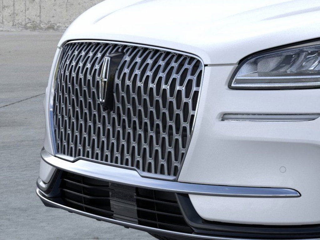 New 2025 Lincoln Corsair FWD w/ Equipment Group 101A image 17