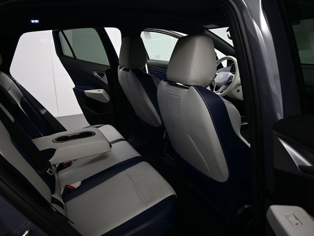 Used 2023 Volkswagen ID.4 Pro S image 19