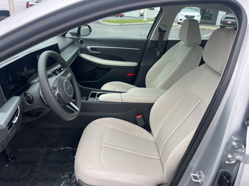 Used 2025 Hyundai Sonata SEL image 21