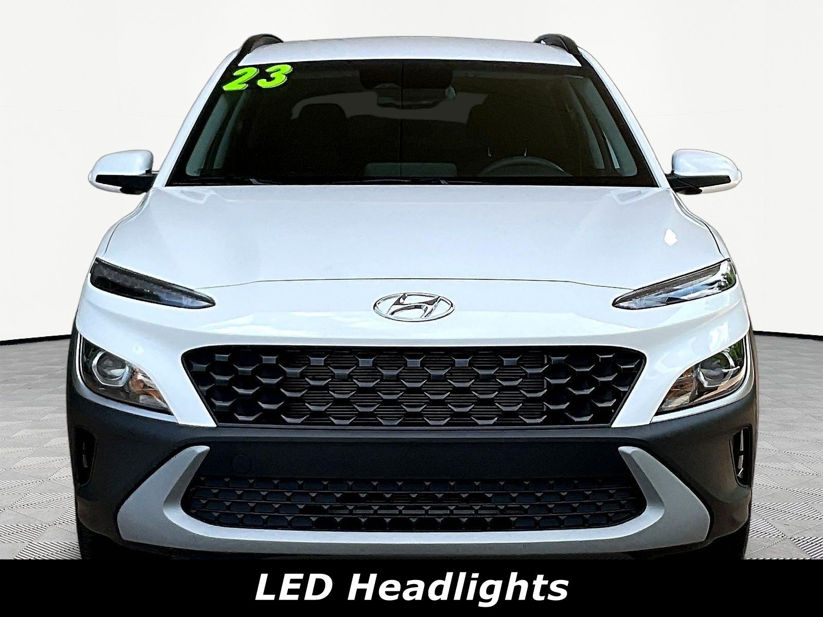 Used 2023 Hyundai Kona SEL w/ Cargo Package AWD/4WD image 2