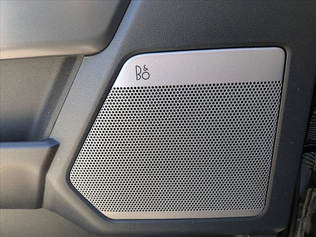 Certified 2022 Ford F150 Lariat w/ Equipment Group 501A Mid image 15