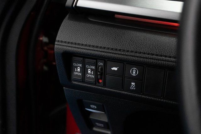 Certified 2024 Honda Odyssey Sport image 25