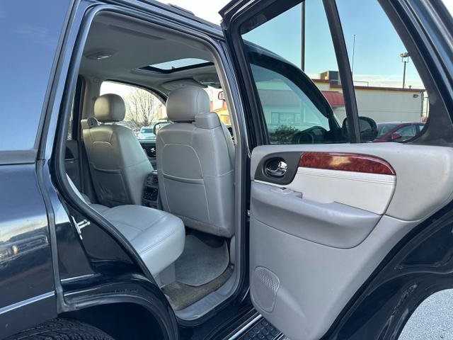 Used 2006 GMC Envoy Denali AWD/4WD image 17