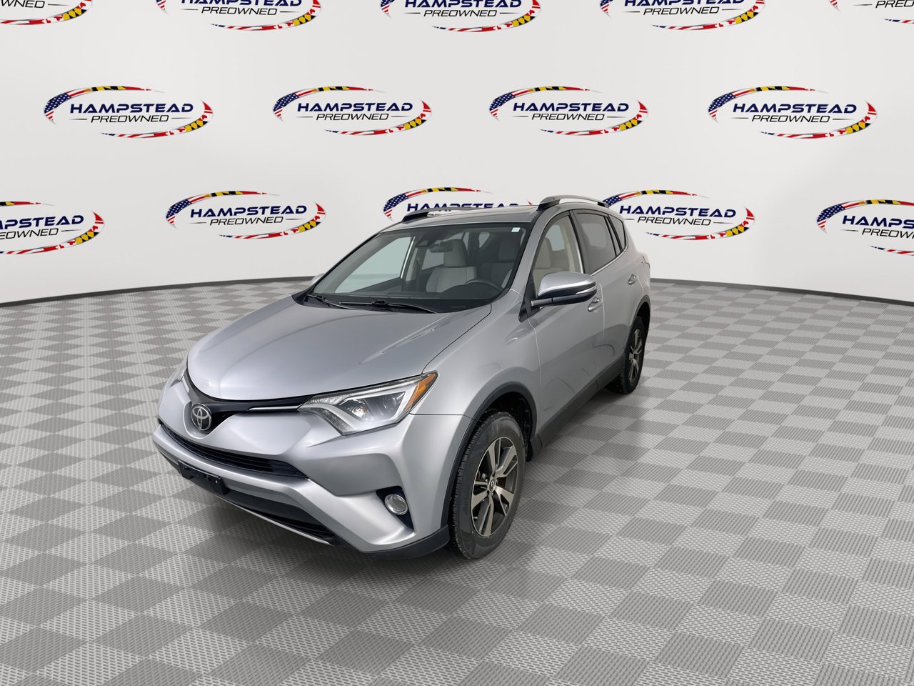 Used 2018 Toyota RAV4 XLE image 4