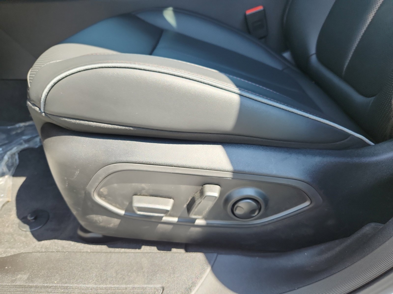 New 2025 Jeep Wagoneer S Limited image 14