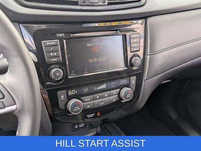 Used 2019 Nissan Rogue SV image 25