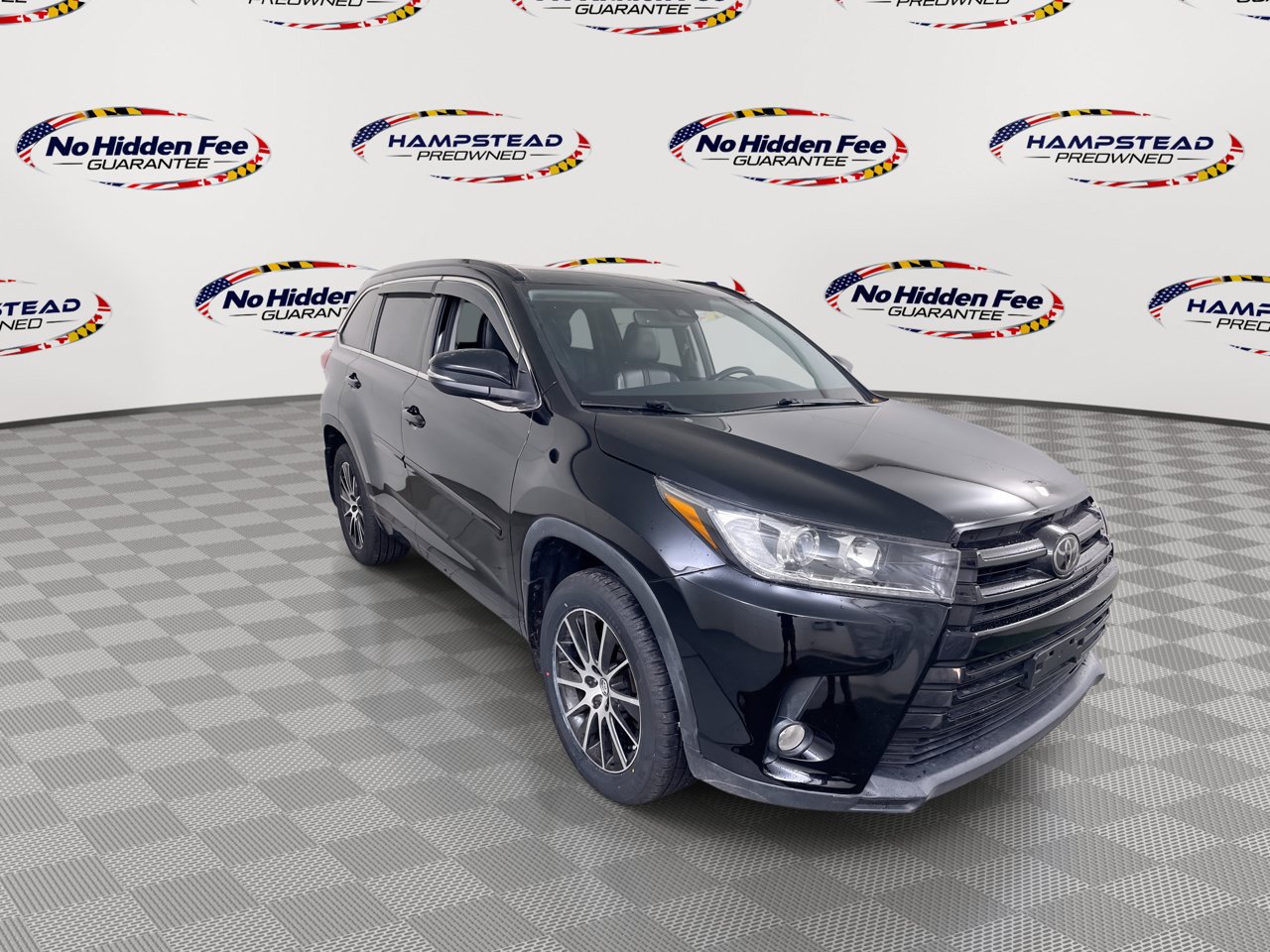 Used 2018 Toyota Highlander SE w/ Protection Package #3 AWD/4WD image 3