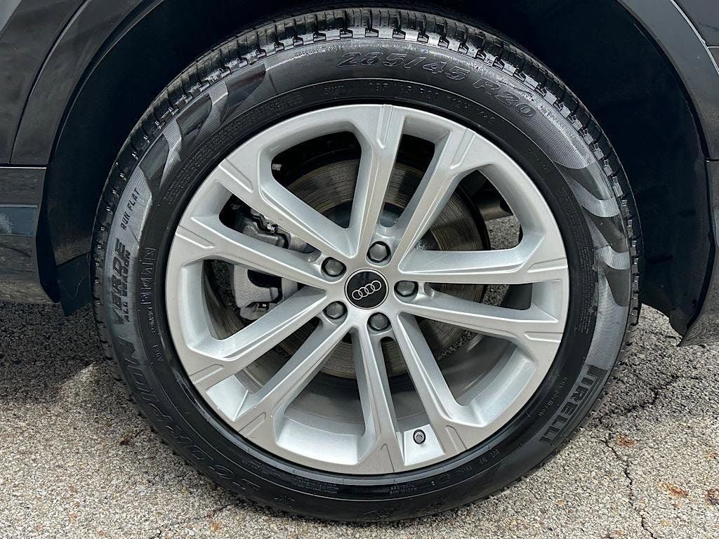 Used 2025 Audi Q7 3.0T Premium Plus AWD/4WD image 28