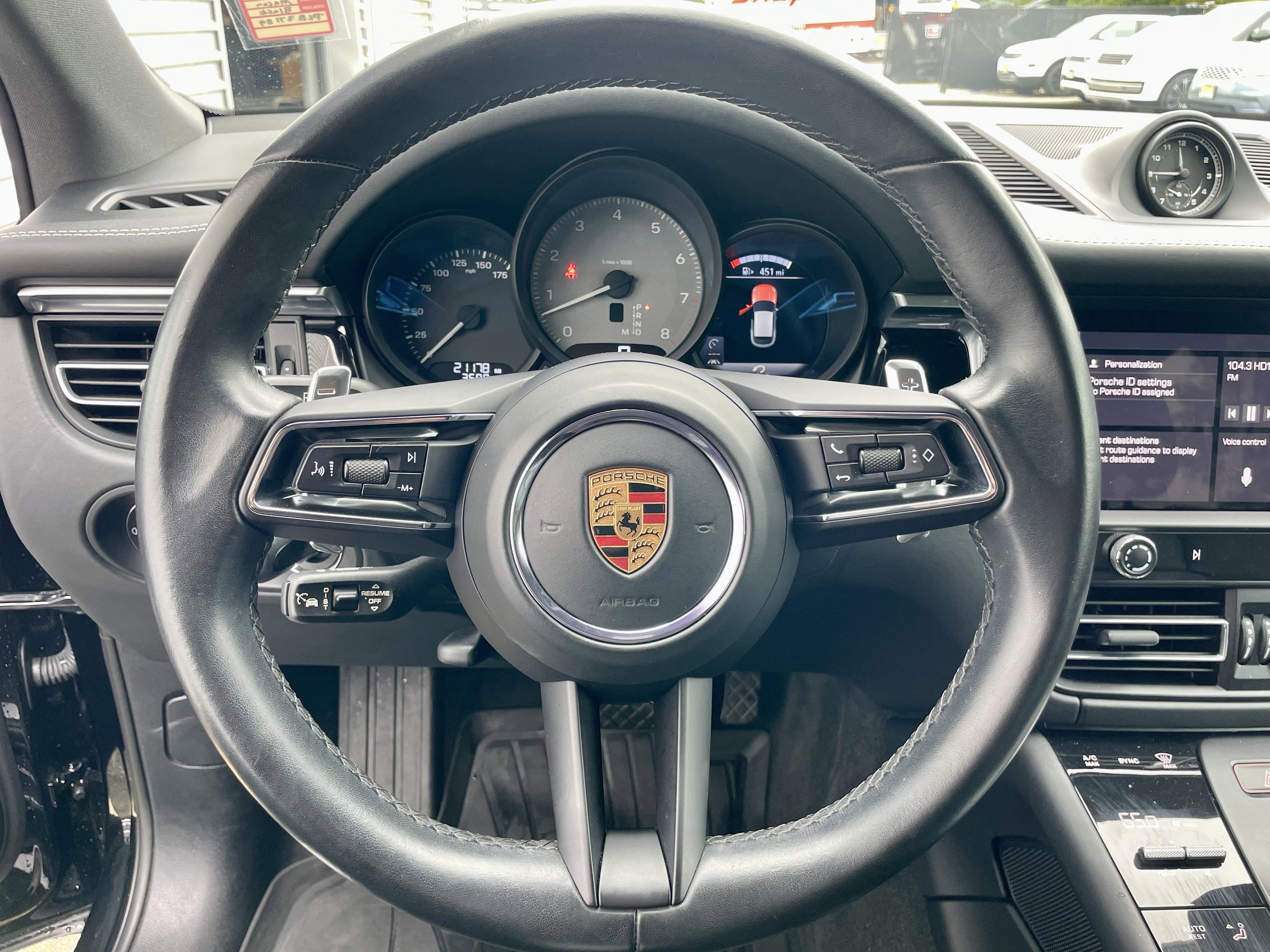 Used 2023 Porsche Macan S w/ Premium Package Plus image 21