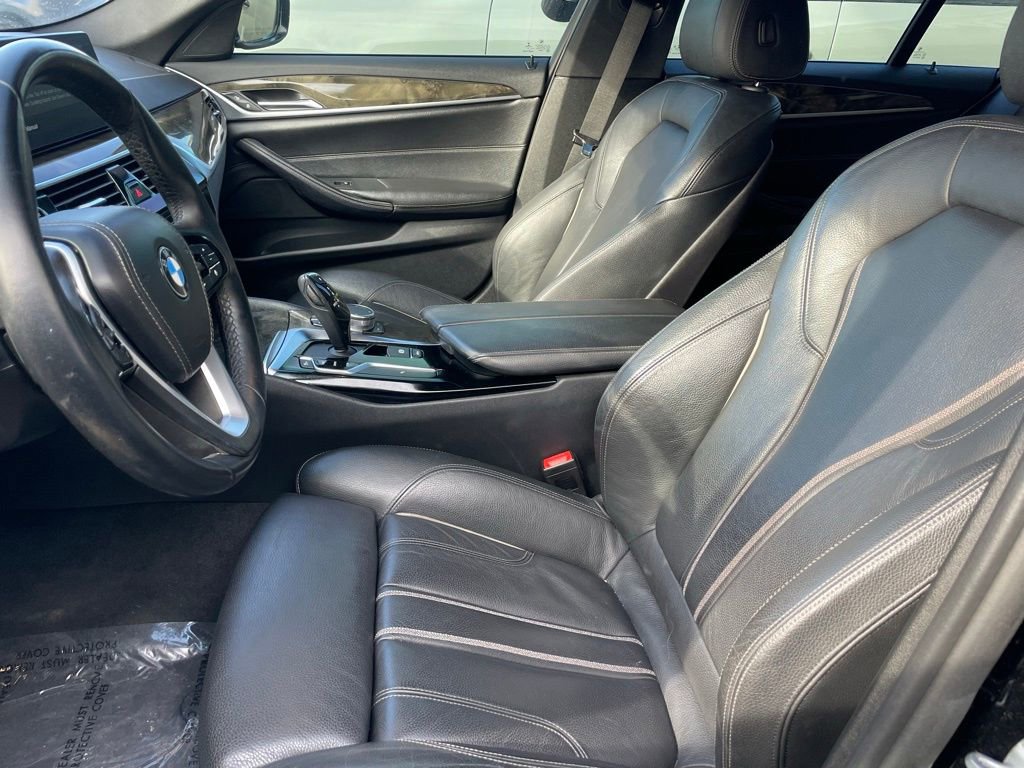 Used 2018 BMW 530i w/ Premium Package image 6
