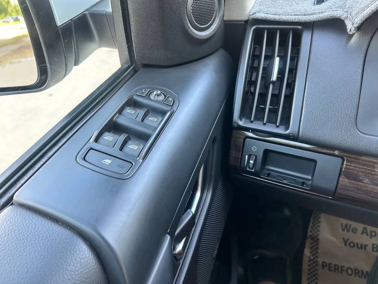 Used 2014 Land Rover LR2 HSE AWD/4WD image 20
