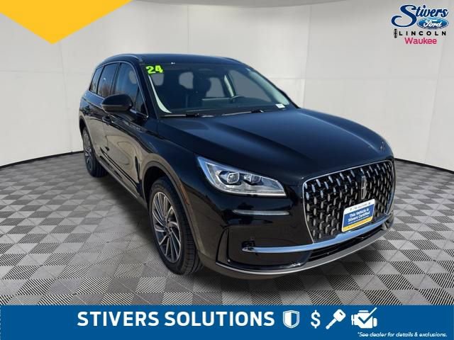 Certified 2024 Lincoln Corsair Reserve w/ Equipment Group 201A image 3