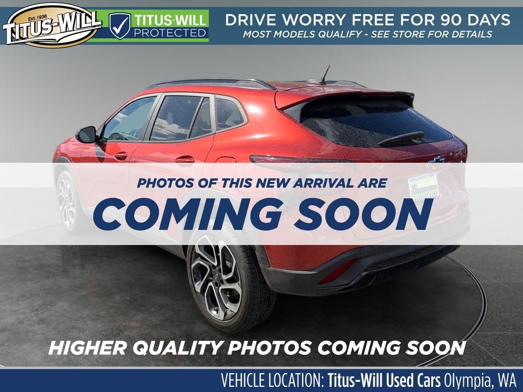 Used 2024 Chevrolet Trax RS w/ Driver Confidence Package FWD image 3