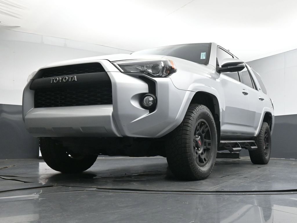 Used 2019 Toyota 4Runner SR5 Premium image 34