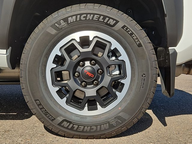 New 2026 Toyota 4Runner TRD Off-Road Premium AWD/4WD image 10