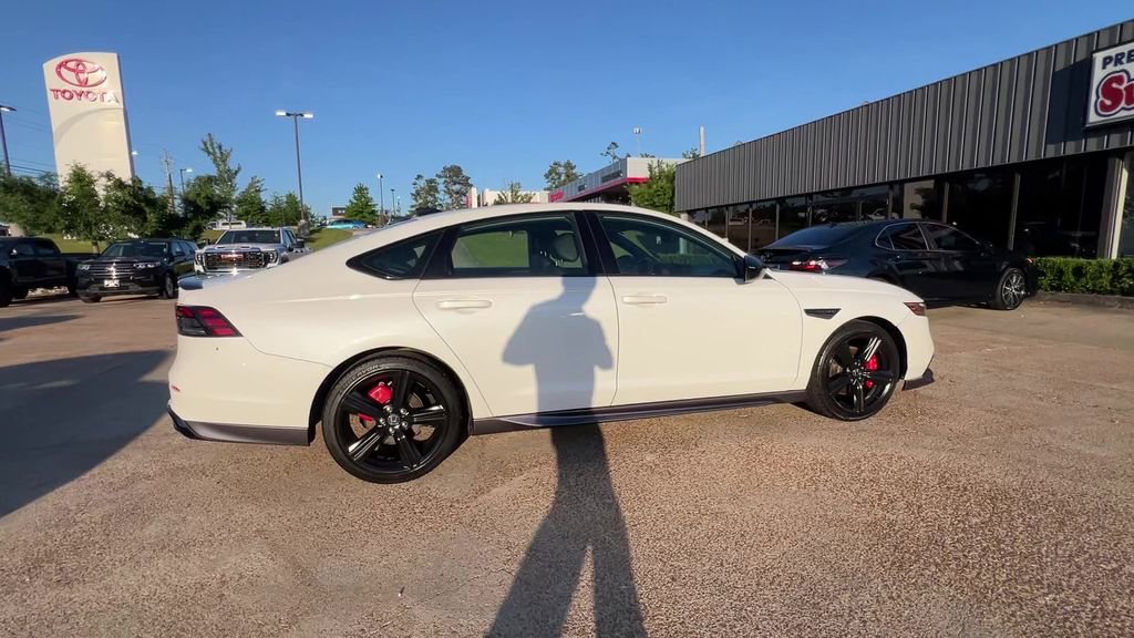 Used 2023 Honda Accord Sport image 7