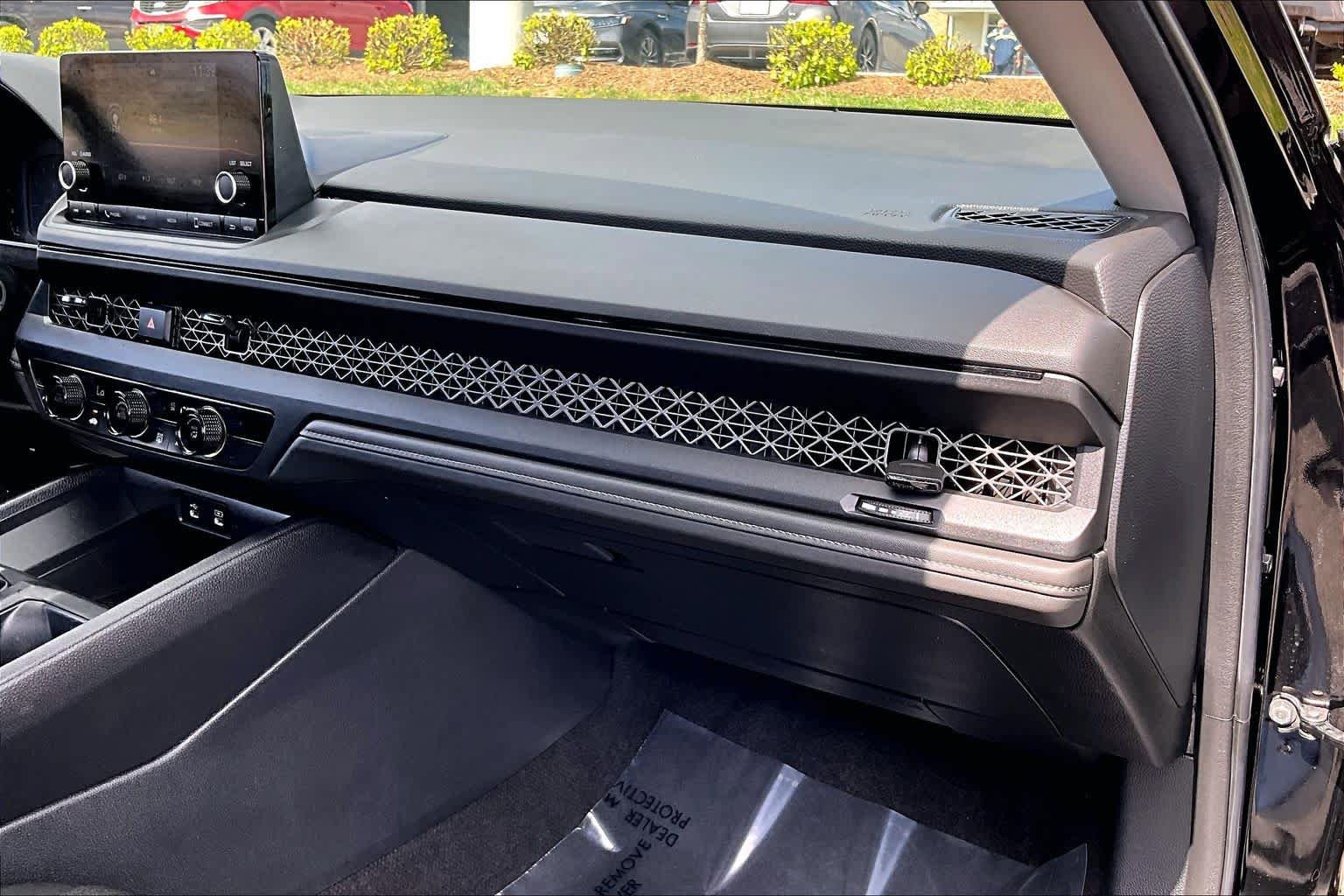 Used 2024 Honda Accord LX image 17