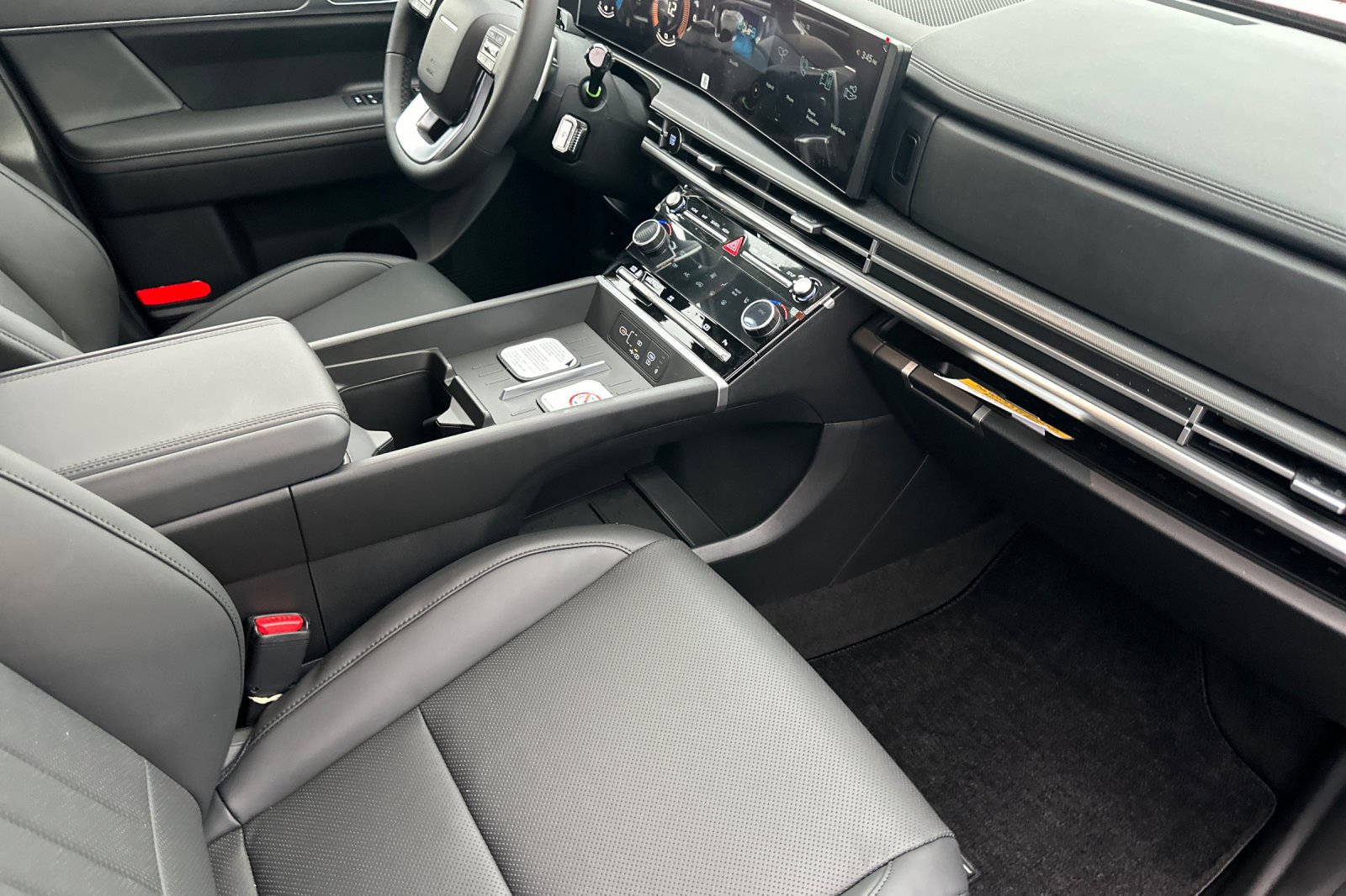 New 2026 Hyundai Santa Fe SEL image 17