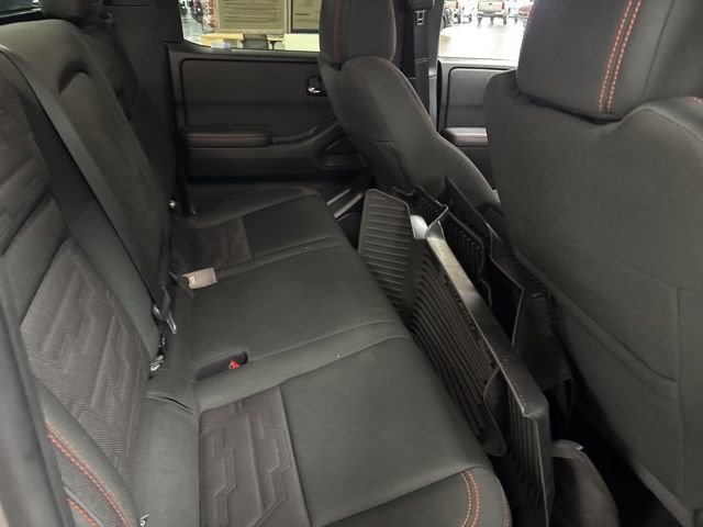Used 2023 Nissan Frontier PRO-4X w/ Pro Convenience Package AWD/4WD image 13