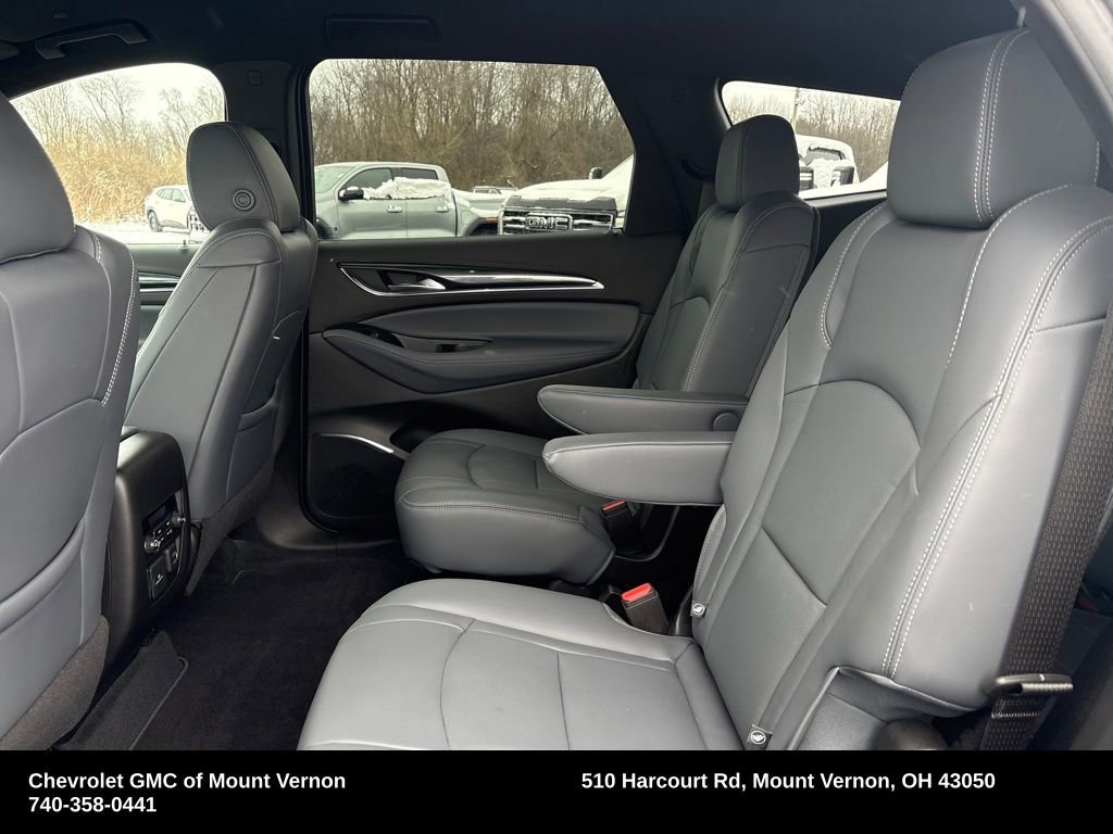 Used 2023 Buick Enclave Premium image 23