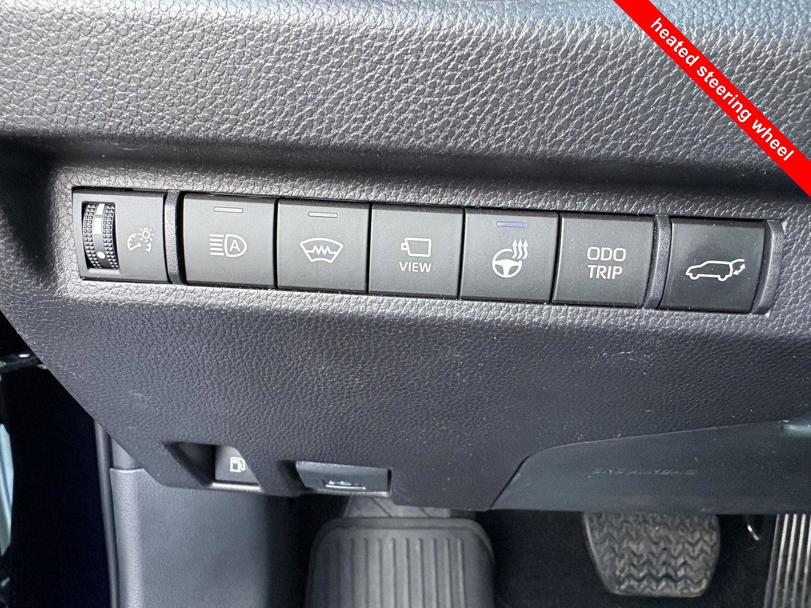 Used 2024 Toyota RAV4 Limited image 31