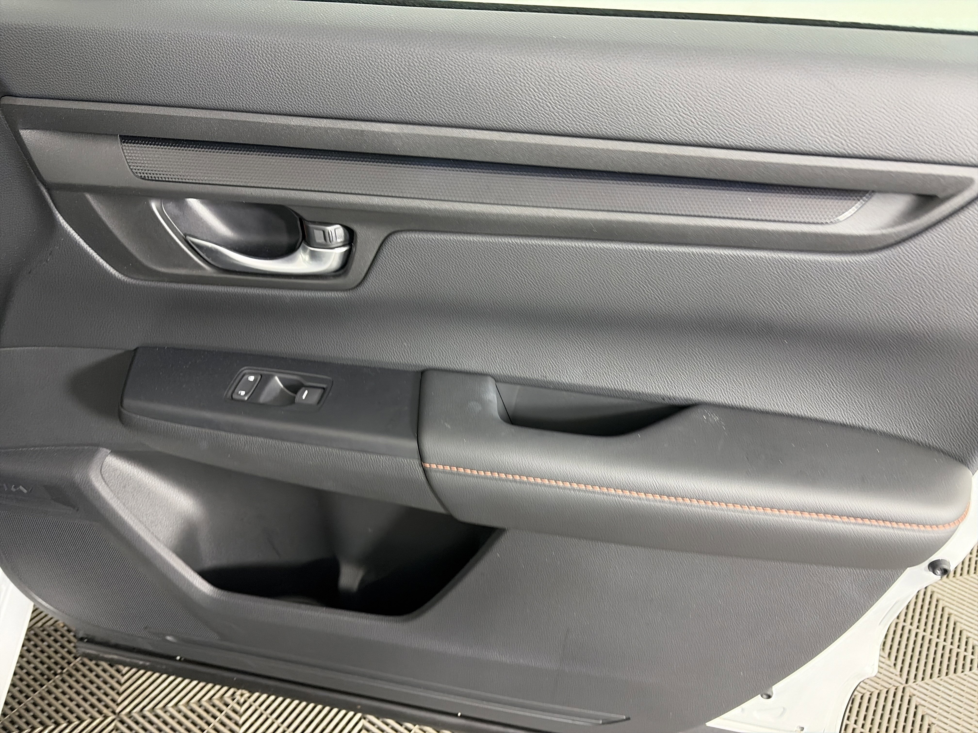 Used 2024 Honda CR-V Sport-L image 43