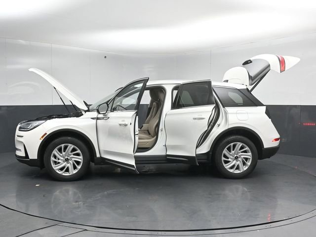 Used 2023 Lincoln Corsair AWD image 51