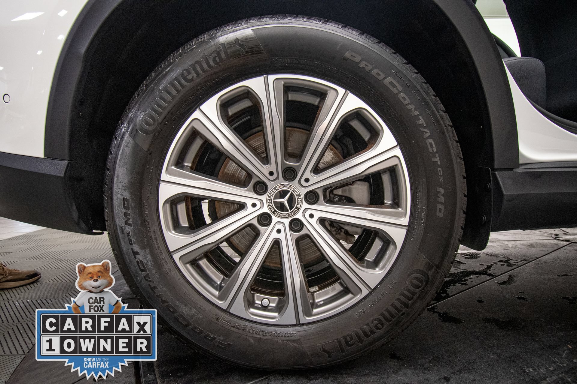 Used 2025 Mercedes-Benz GLC 300 4MATIC image 27