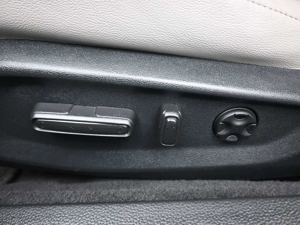 Used 2020 Honda Accord EX-L image 13