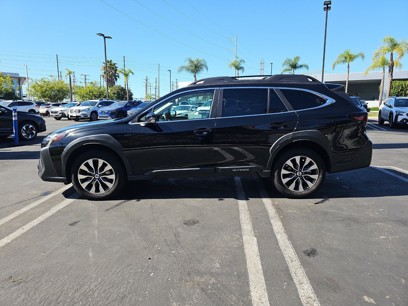 Certified 2024 Subaru Outback Limited AWD/4WD image 4