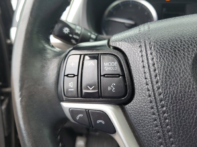 Used 2019 Toyota Highlander SE AWD/4WD image 12