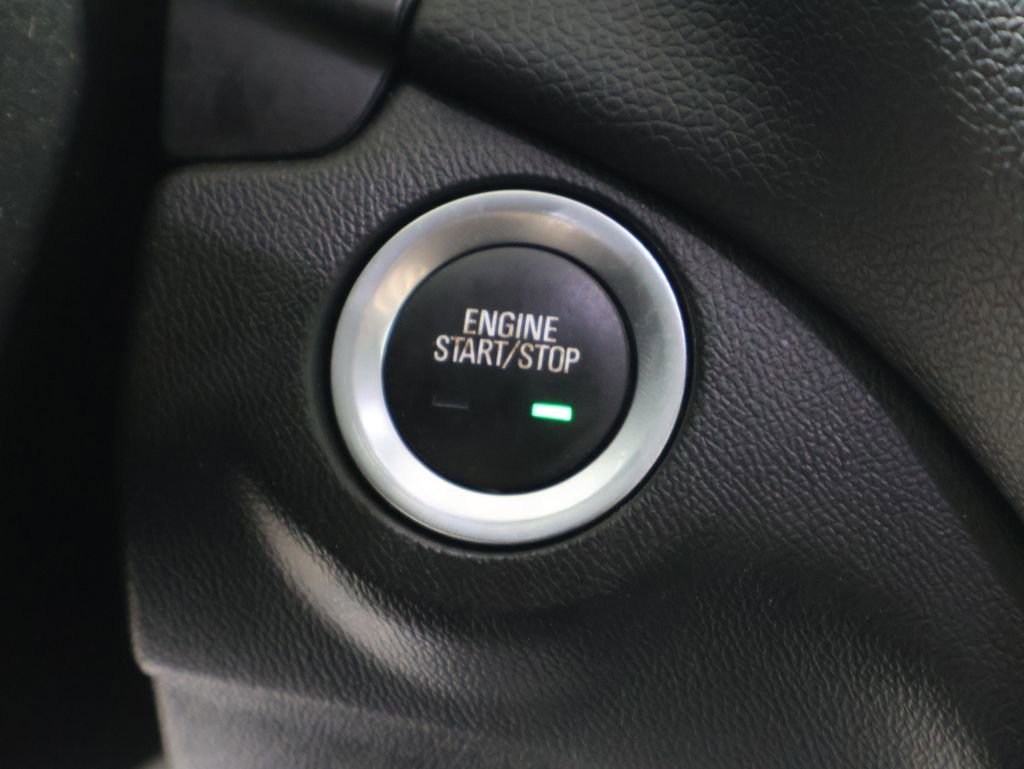 Used 2019 Chevrolet Equinox LT w/ Driver Convenience Package image 28