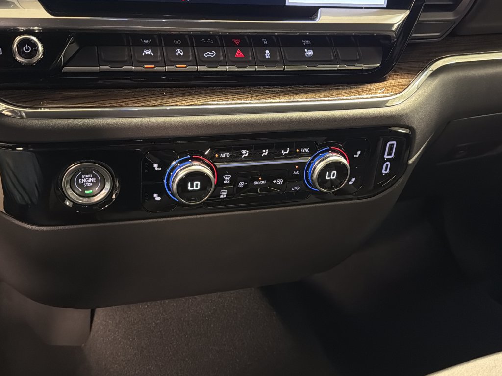 Used 2024 GMC Sierra 1500 Elevation AWD/4WD image 35