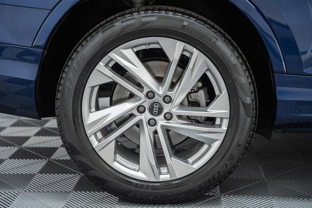 Used 2022 Audi Q7 3.0T Premium Plus w/ Premium Plus Package image 19
