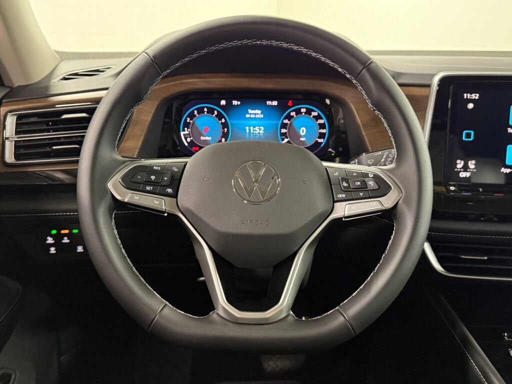 New 2026 Volkswagen Atlas SE image 12