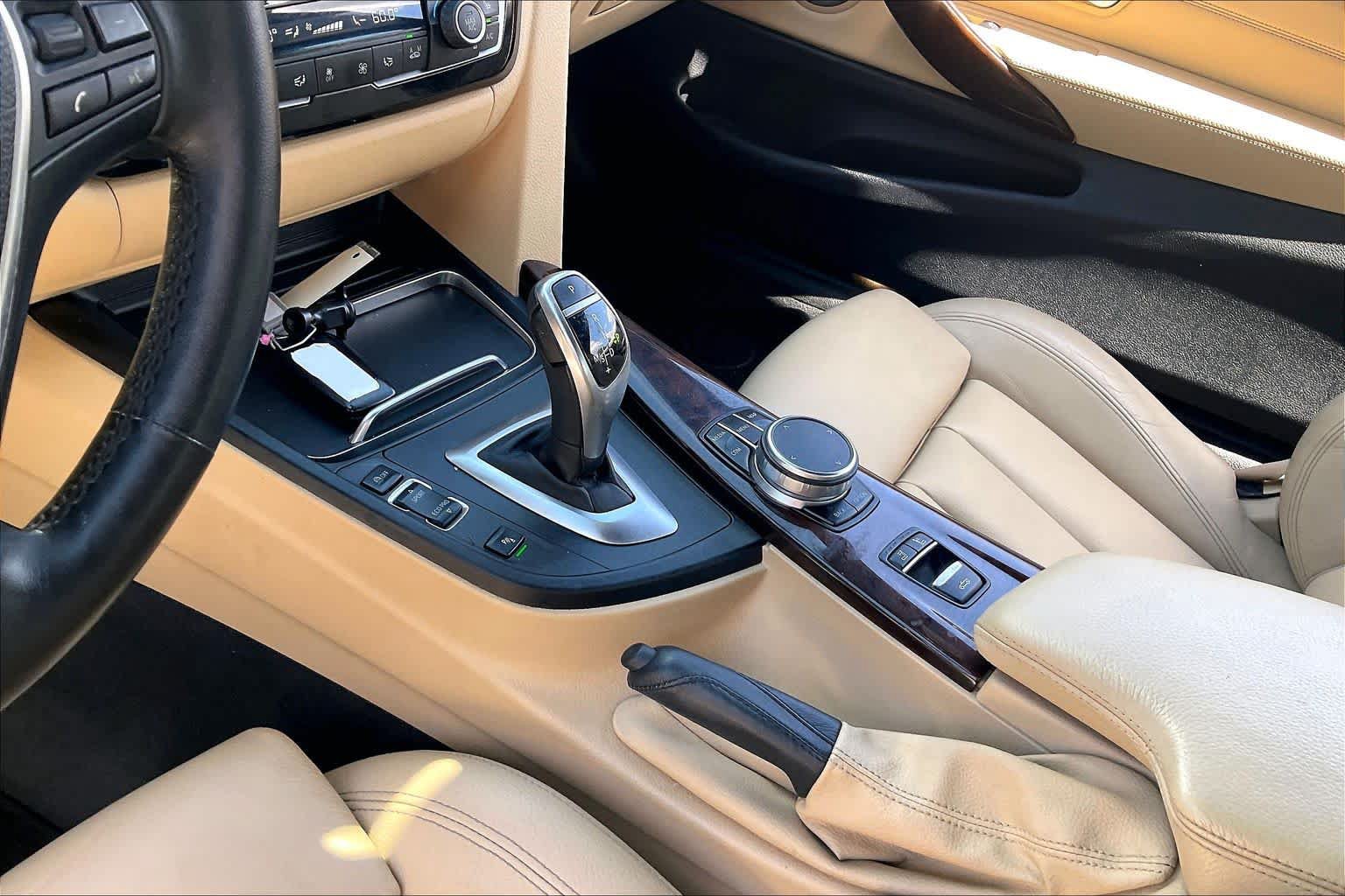 Used 2018 BMW 430i Convertible RWD image 15